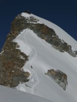 Ein letzter Aufschwung und eine Kletterstelle vor dem Gipfel